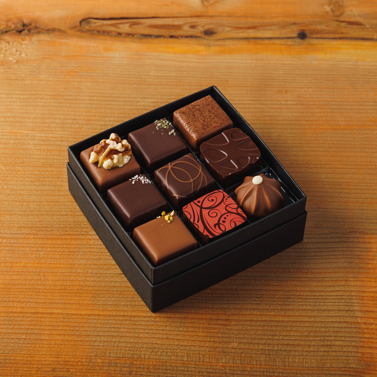 Bonbon Chocolat (9pcs) – Decadence du Chocolat