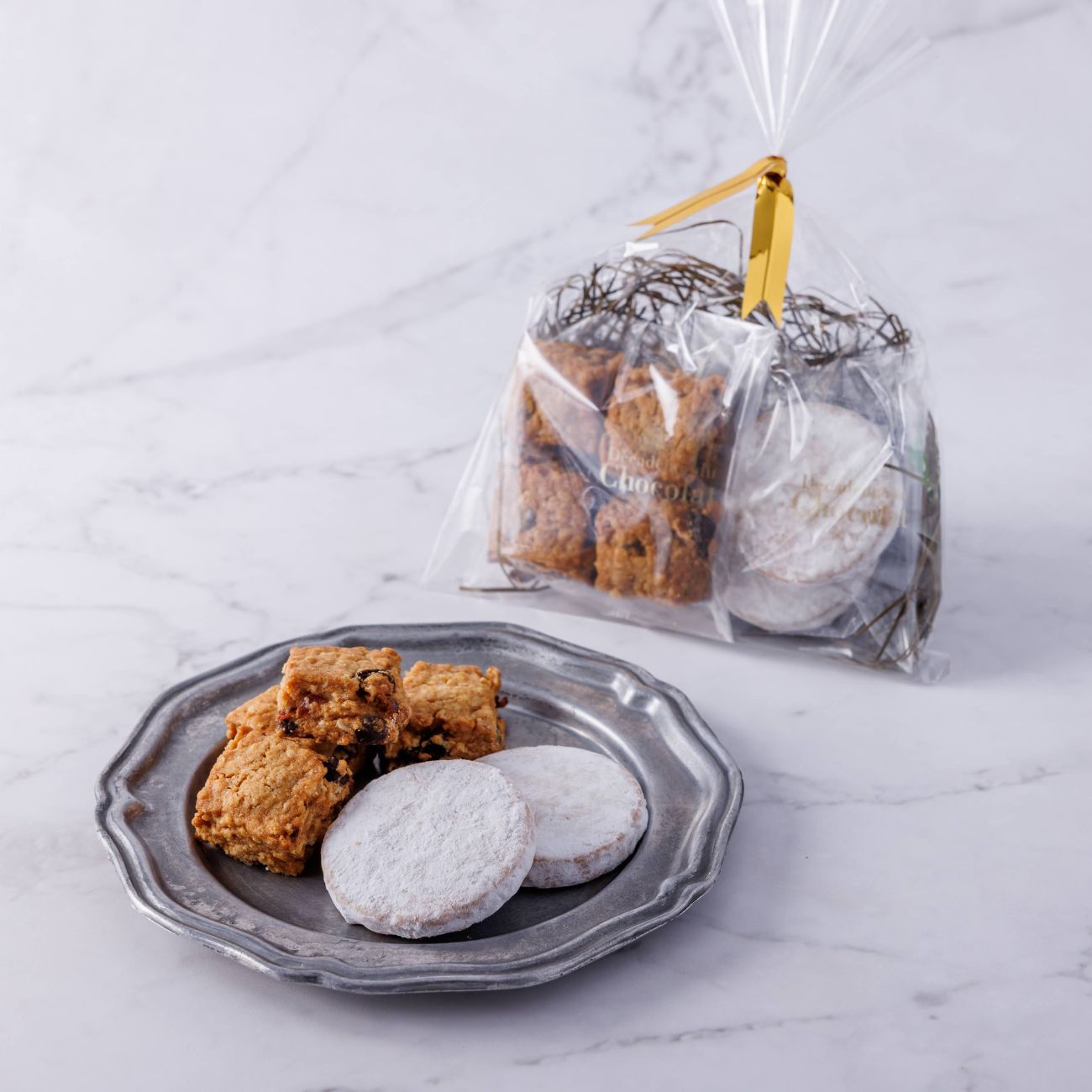 バレンタイン VALENTINE 2026 お菓子 御歳暮 お歳暮 御年賀 お年賀 クリスマスプレゼント 冬ギフト 冬の贈り物  ハロウィン ご挨拶 手土産  バレンタイン デカダンスドゥショコラ デカダンス ドュ ショコラ 茗荷谷 チョコレート decadence du chocolat デカダンス チョコ デカダンスドゥショコラ 茗荷谷 デカダンスショコラ デカダンスデュショコラ デカダンスドュショコラ デュカダンスショコラ 茗荷谷 チョコ 茗荷谷チョコレート デカダンス ショコラ デカダンスドゥショコラ 店舗 シガーチョコ デカダンス ドゥ ショコラ デカダンス 茗荷谷 decadenceチョコレート チョコ葉巻 都内洋菓子 ショコラティエ 茗荷谷 白金 La Boheme ラボエム ラ ボエム 麻布 Cafe La Boheme パティシエ