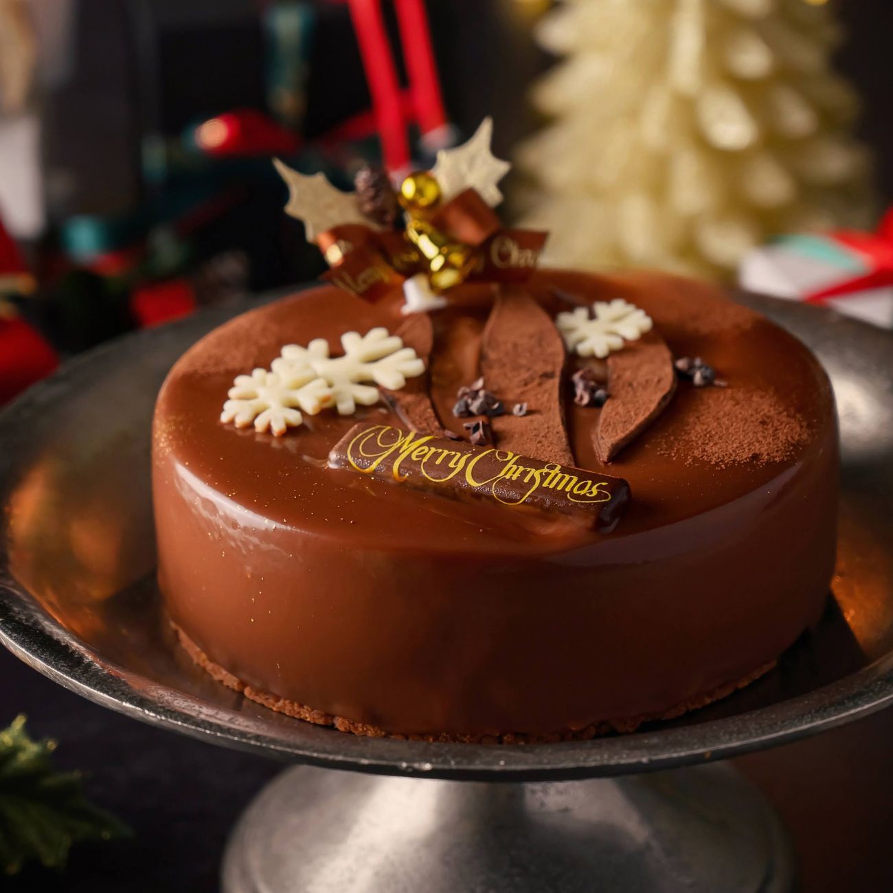 【商品ディスプレイ】チョコレートデコレーションケーキ【見本】 チョコレートデコレーションケーキ21cm（8～9人） ケーキ