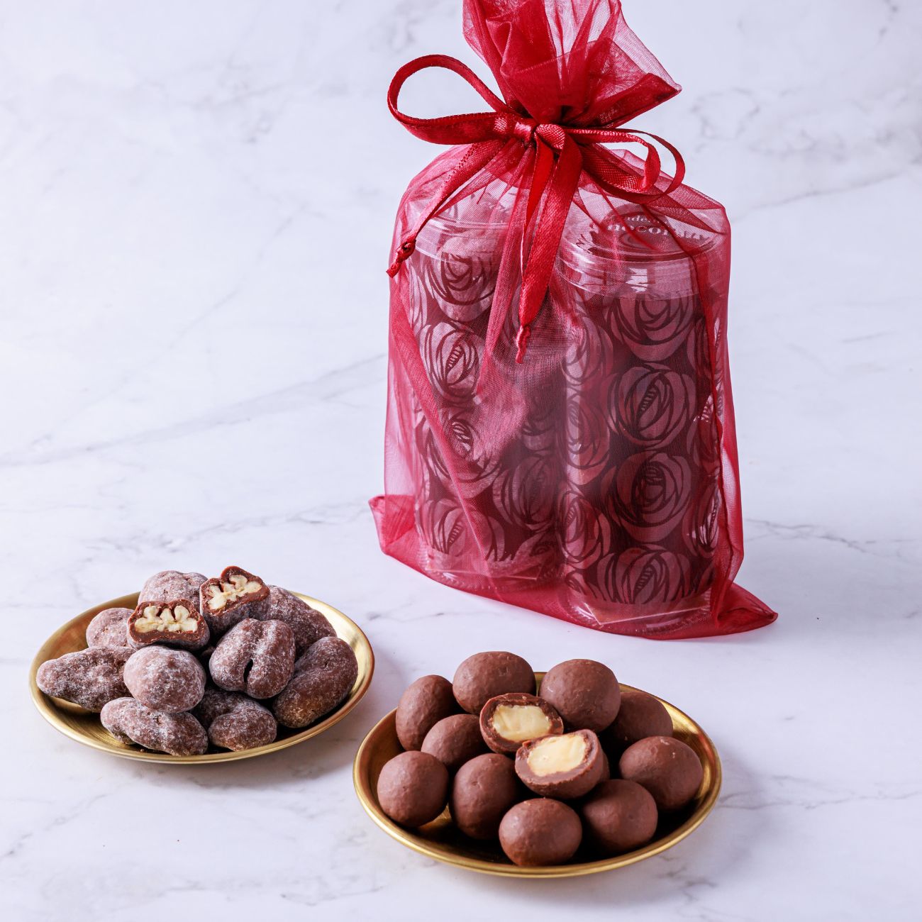 ホワイトデー　お返しおすすめ　おしゃれ　2026 お菓子 御歳暮 お歳暮 御年賀 お年賀 クリスマスプレゼント 冬ギフト 冬の贈り物  ハロウィン ご挨拶 手土産  バレンタイン デカダンスドゥショコラ デカダンス ドュ ショコラ 茗荷谷 チョコレート decadence du chocolat デカダンス チョコ デカダンスドゥショコラ 茗荷谷 デカダンスショコラ デカダンスデュショコラ デカダンスドュショコラ デュカダンスショコラ 茗荷谷 チョコ 茗荷谷チョコレート デカダンス ショコラ デカダンスドゥショコラ 店舗 シガーチョコ デカダンス ドゥ ショコラ デカダンス 茗荷谷 decadenceチョコレート チョコ葉巻 都内洋菓子 ショコラティエ 茗荷谷 白金 La Boheme ラボエム ラ ボエム 麻布 Cafe La Boheme パティシエ